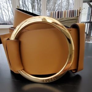 Gucci belt with gold hardware